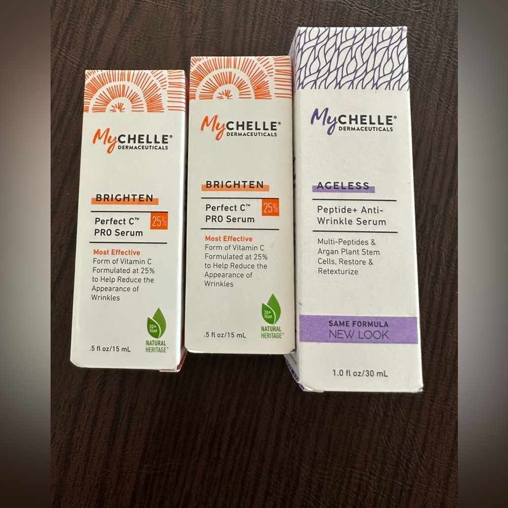 MyCHELLE DERMACEUTICALS skin care set of serums